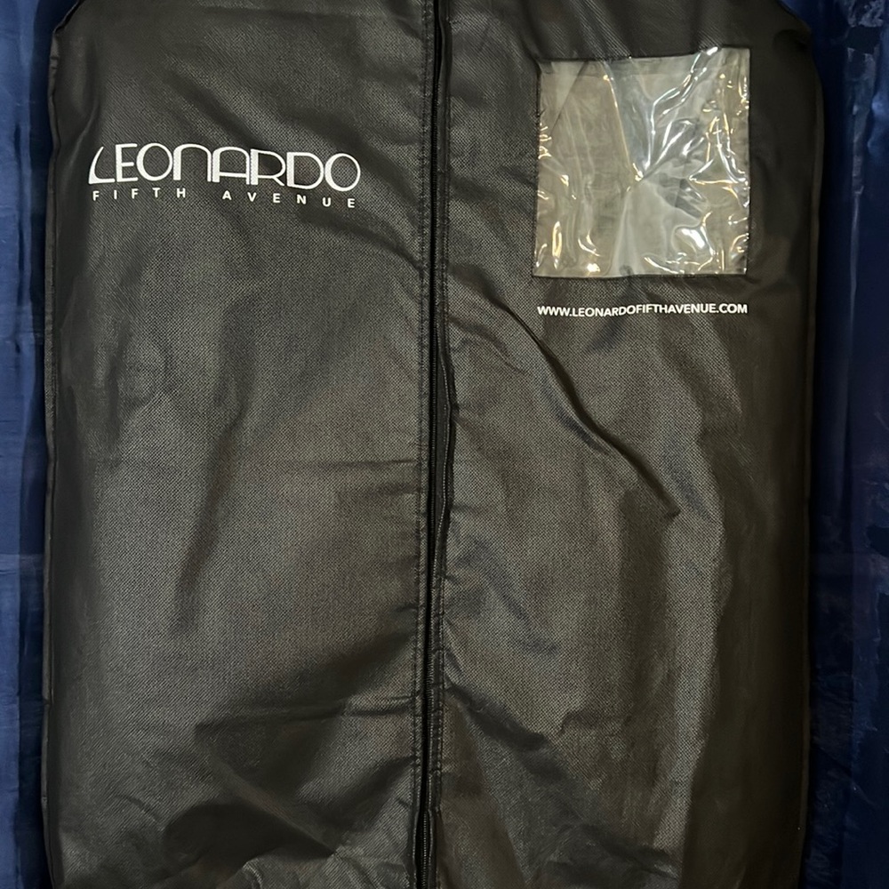 Leonardo suit with pants fabric desinged in Spain.